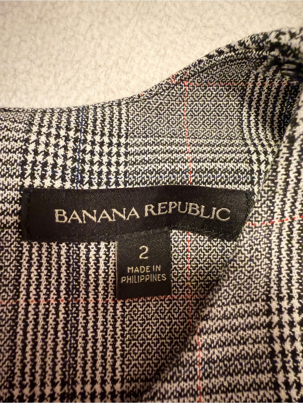 Banana Republic Gray Plaid Sheath Dress - Professional Day-to-Night Style - Picture 3 of 7
